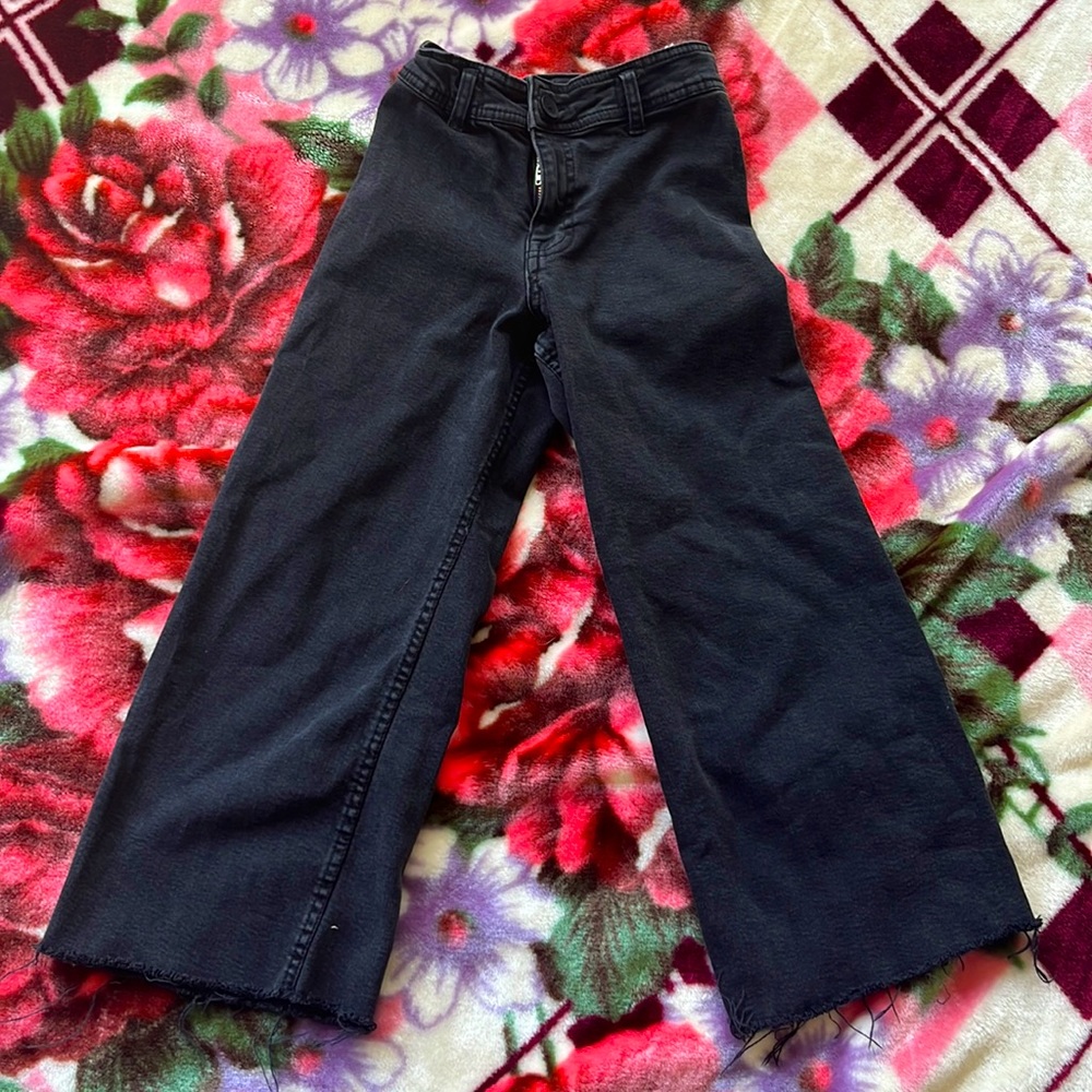 Zara —•— size 9 in kids —•— jeans —•— wide leg —•—